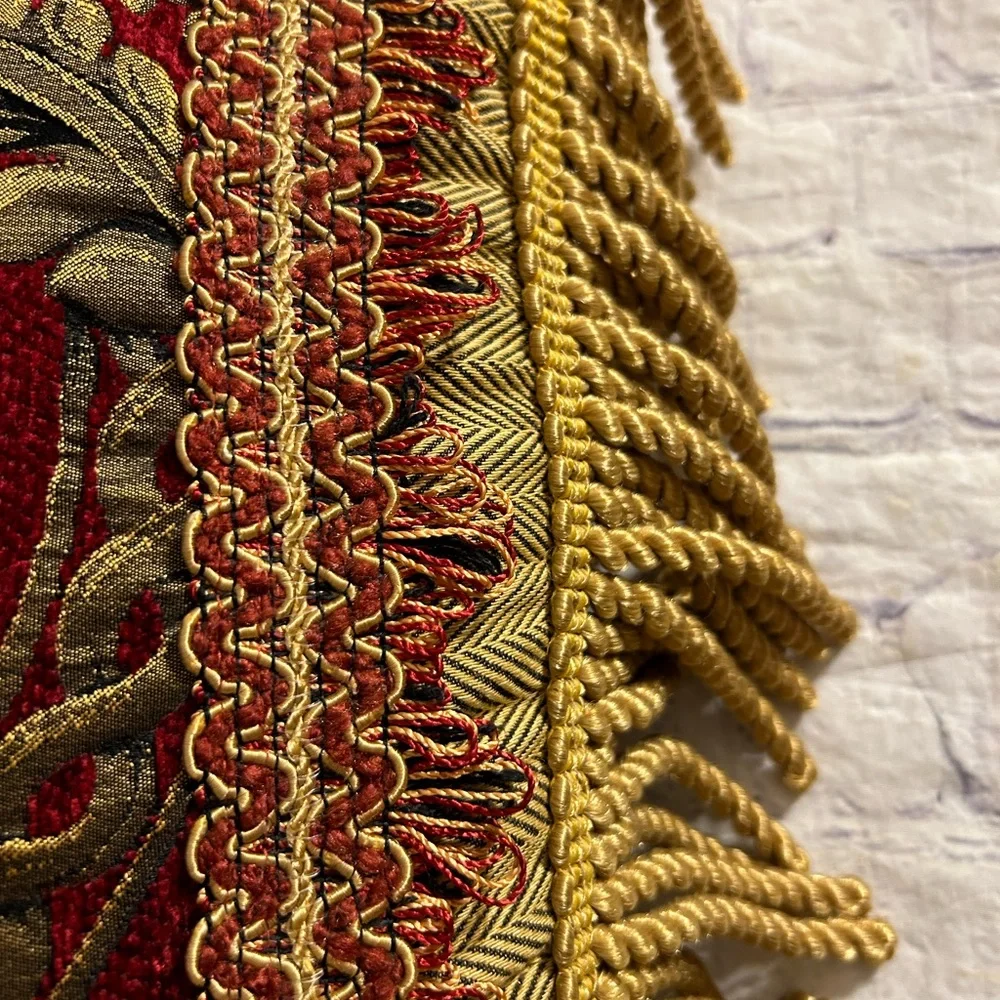 CROSCILL HOME EMBROIDERED RAYON BLEND BURGUNDY/OLIVE& GOLD TASSELS ACCENT PILLOW - Picture 4 of 10
